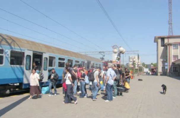 Două ore de grevă: CFR-iştii sunt nemulţumiţi de salarii